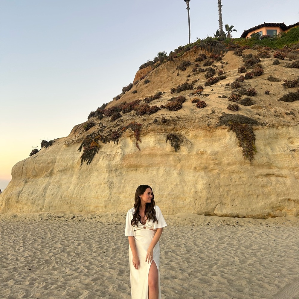 Elegant White Maxi Dress